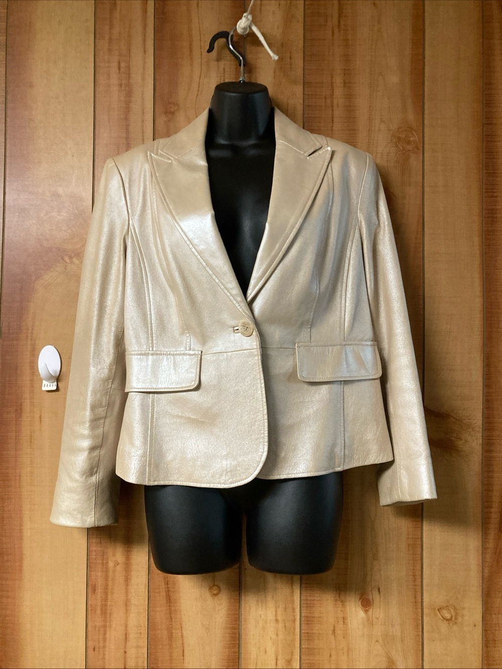 Vintage Y2K Worthington woman Sz Lrg champagne shimmering Leather Blazer
